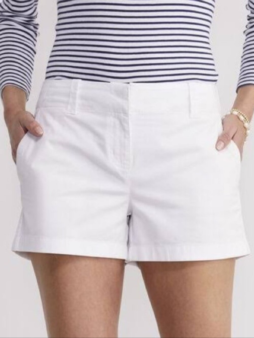 Vineyard Vines White Shorts for Women